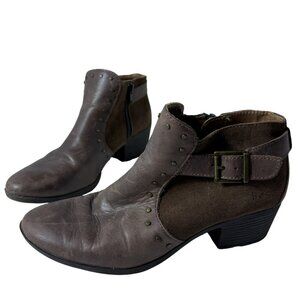 B.O.C. Brown Leather & Suede Ankle Boots | Buckle Detail | Size 7 | EUC